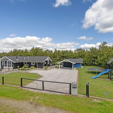 Holiday home Thore *