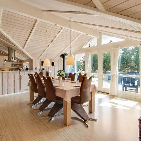 Nyaraló Thore - 400m From The Sea By Interhome *